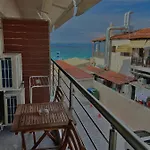 מלון Hotel Pefkohori Beach 3*