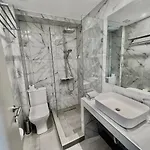 מלון Hotel Pefkohori Beach 3*