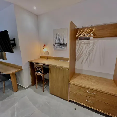 Hotel Pefkohori Beach Szálloda