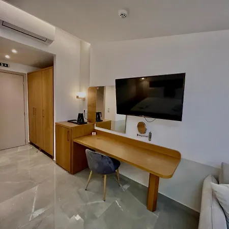 Hotel Pefkohori Beach فندق 3*