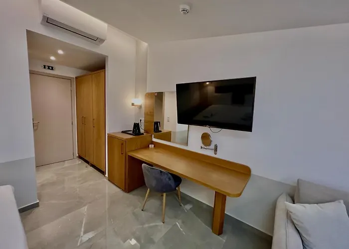 Hotel Pefkohori Beach Hotel 3*